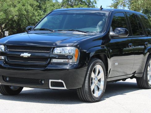 Used 2006 Chevrolet TrailBlazer LT w/ SS Package RWD image 4
