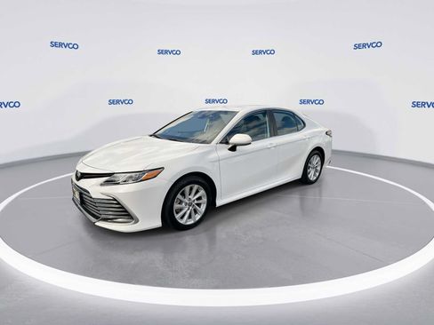 Used 2022 Toyota Camry LE FWD image 4