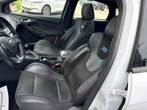 Used 2017 Ford Focus RS AWD/4WD image 12
