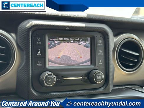 Used 2020 Jeep Wrangler Unlimited Sport S image 26