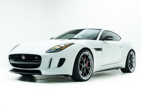 Used 2015 Jaguar F-TYPE R RWD image 8