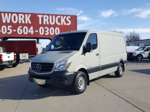 Used 2014 Mercedes-Benz Sprinter 2500 image 3