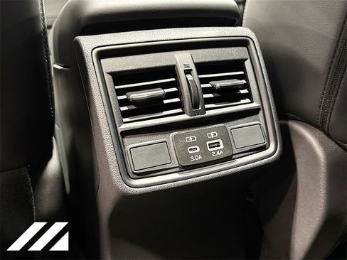 New 2026 Subaru Forester Premium image 25