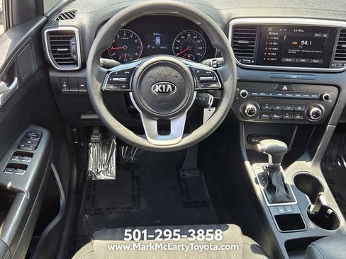 Used 2020 Kia Sportage LX FWD image 11