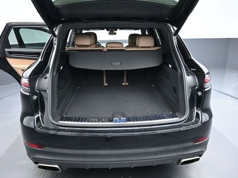 Used 2020 Porsche Cayenne AWD/4WD image 21