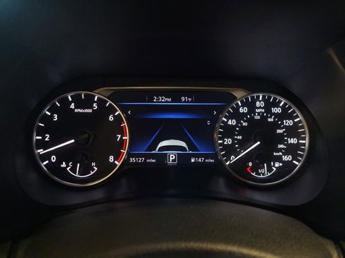 Used 2023 Nissan Sentra SR w/ Midnight Edition Package FWD image 23