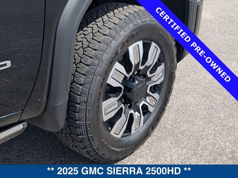Used 2025 GMC Sierra 2500 Denali w/ Denali Reserve Package AWD/4WD image 12