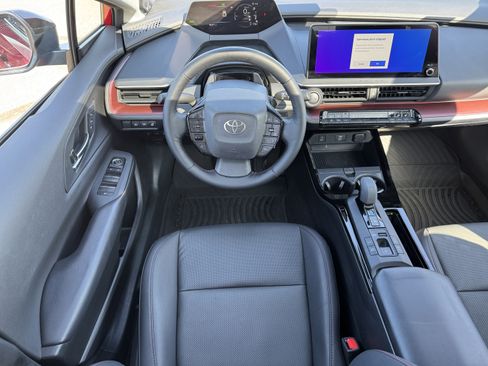 Used 2023 Toyota Prius Prime Premium FWD image 17