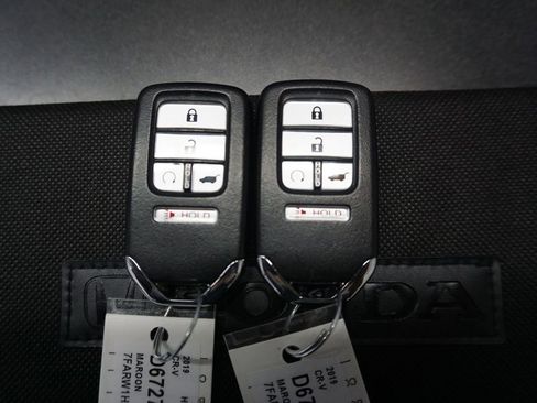 Used 2019 Honda CR-V Touring image 19