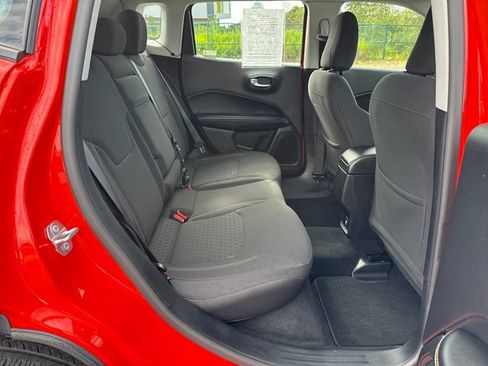 Used 2017 Jeep Compass Sport AWD/4WD image 12