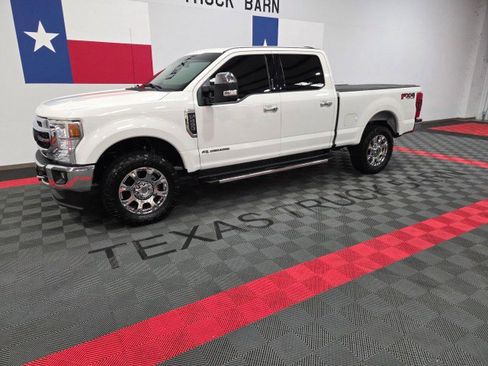 Used 2020 Ford F250 Lariat w/ Lariat Ultimate Package image 2