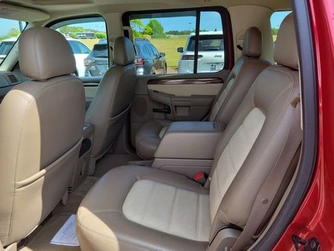 Used 2005 Ford Explorer Eddie Bauer AWD/4WD image 11