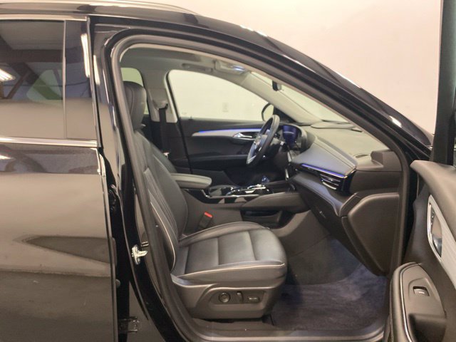 Used 2024 Buick Envision Avenir AWD/4WD image 23