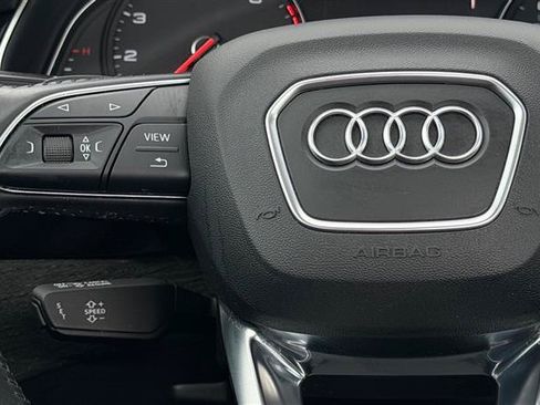 Used 2017 Audi Q7 3.0T Premium AWD/4WD image 31