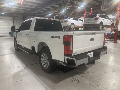 Used 2024 Ford F250 Lariat w/ Chrome Package AWD/4WD image 8