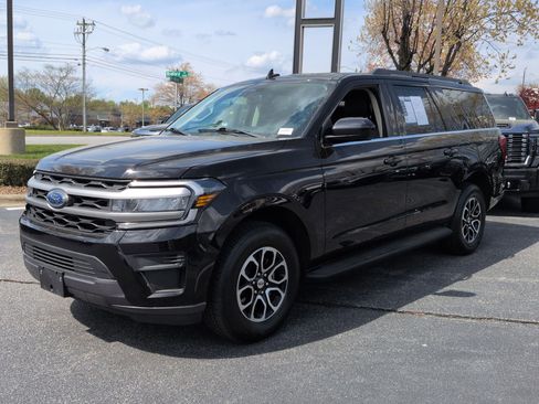 Used 2024 Ford Expedition Max XLT RWD image 5