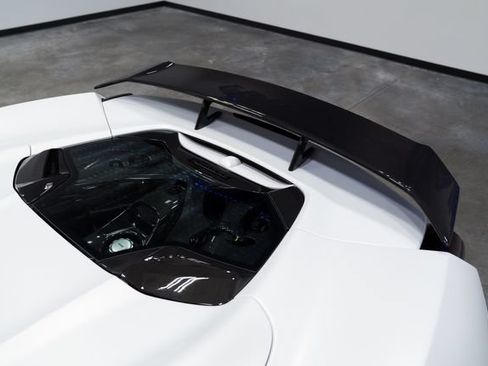 Used 2017 Ferrari 488 Spider RWD image 23