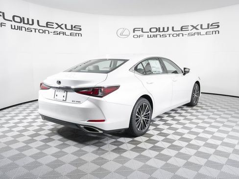 New 2025 Lexus ES 350 w/ Premium Package image 7