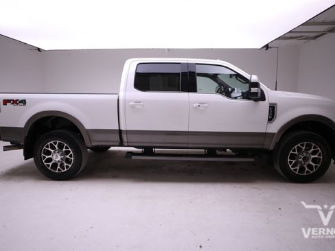Used 2022 Ford F350 King Ranch w/ FX4 Off-Road Package image 6