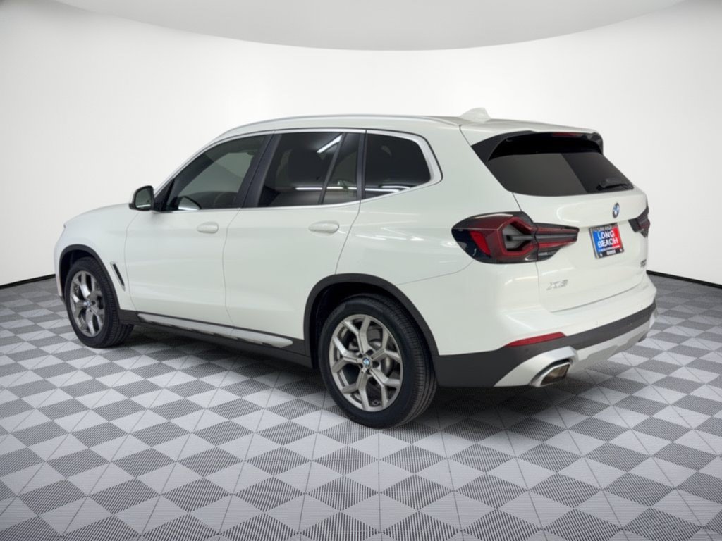 Used 2023 BMW X3 sDrive30i w/ Convenience Package RWD image 3