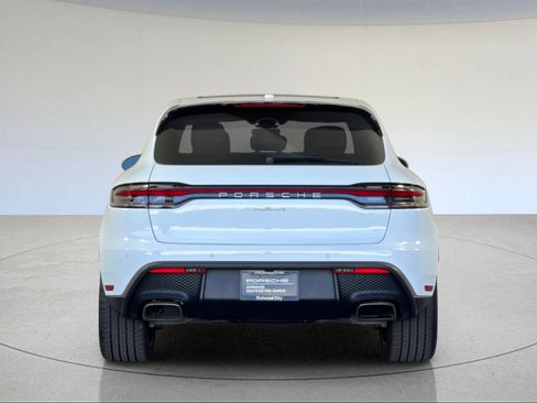 Certified 2026 Porsche Macan AWD/4WD image 7