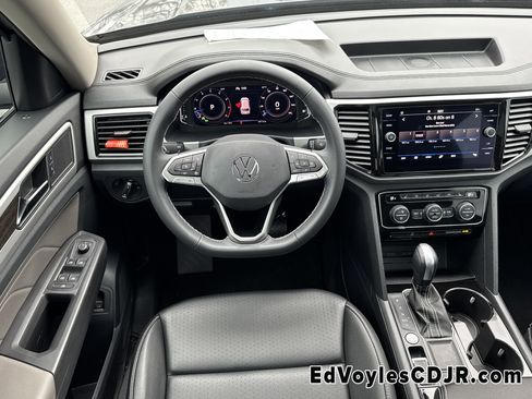 Used 2022 Volkswagen Atlas SE image 31