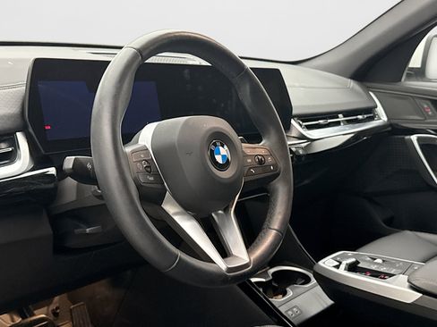 Used 2026 BMW X2 xDrive28i AWD/4WD image 7