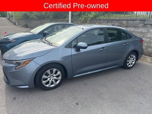 Certified 2023 Toyota Corolla LE image 1