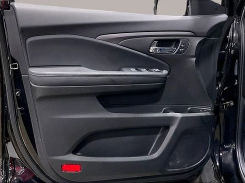 Used 2022 Honda Pilot Special Edition image 25