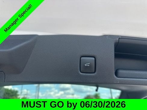 Used 2025 Ford Escape ST-Line Select AWD/4WD image 29