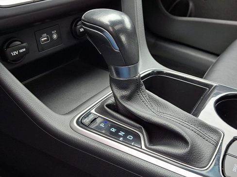 Used 2018 Hyundai Sonata Sport FWD image 17