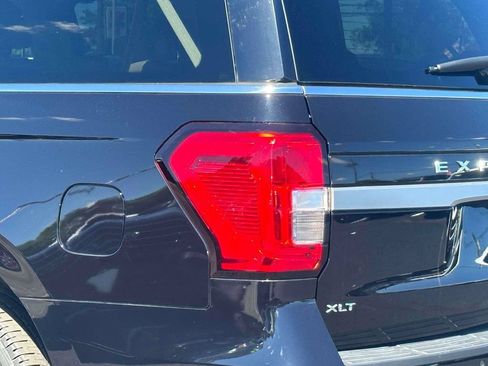 Certified 2023 Ford Expedition Max XLT AWD/4WD image 9