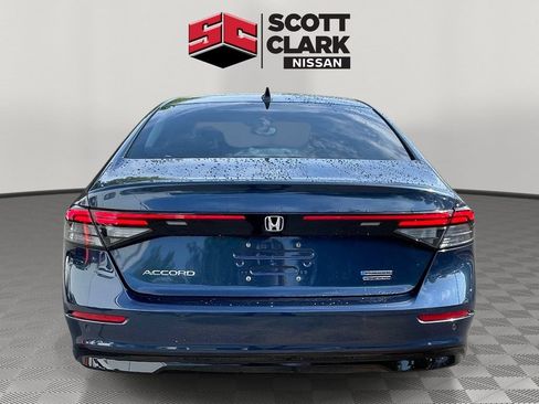 Used 2024 Honda Accord Touring image 5