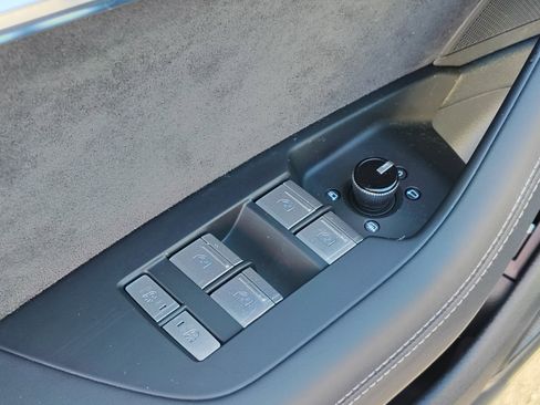 Used 2023 Audi S6 Premium Plus image 19