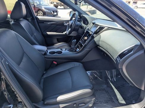 Used 2022 INFINITI Q50 Sensory image 33