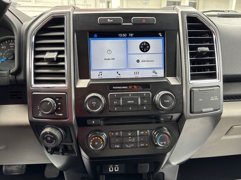 Used 2016 Ford F150 XLT w/ Equipment Group 302A Luxury AWD/4WD image 32