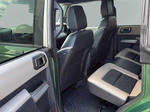 Used 2023 Ford Bronco Wildtrak AWD/4WD image 13