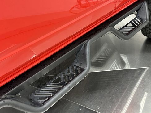 Used 2023 Ford Bronco Big Bend w/ Sasquatch Package image 13