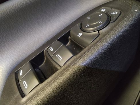 Used 2019 Chevrolet Equinox LT image 27