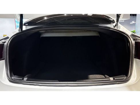 Used 2023 Tesla Model 3 Standard Range image 15