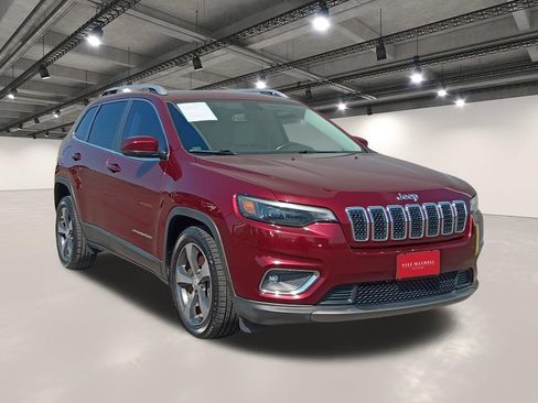 Used 2019 Jeep Cherokee Limited FWD image 2