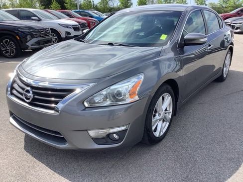 Used 2015 Nissan Altima 2.5 SL w/ Moonroof Package FWD image 1