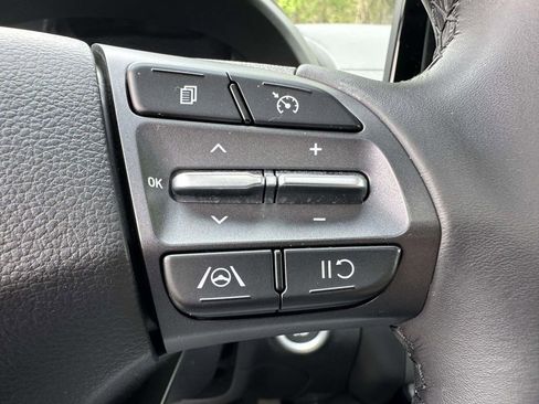 Certified 2023 Hyundai Kona SEL w/ Convenience Package AWD/4WD image 30