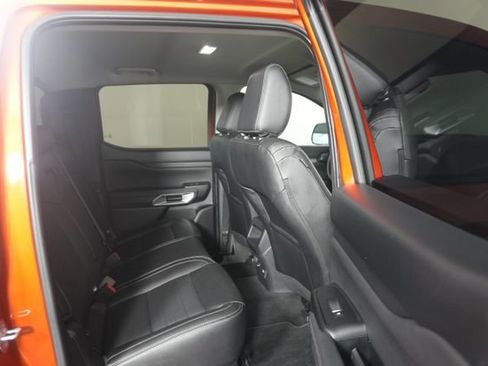 Used 2024 Ford Ranger Lariat w/ FX4 Off-Road Package AWD/4WD image 31