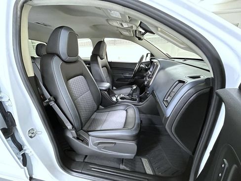 Certified 2022 Chevrolet Colorado Z71 AWD/4WD image 16