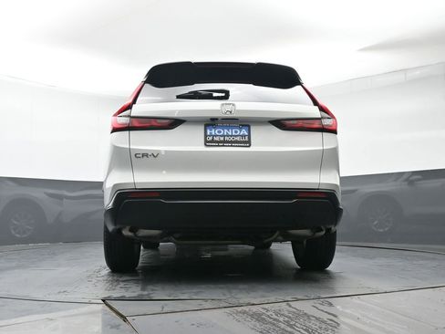 Certified 2024 Honda CR-V EX image 30