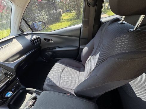 Used 2016 Toyota Prius Two FWD image 27