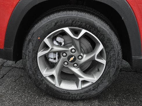 New 2026 Chevrolet Trax LT image 11