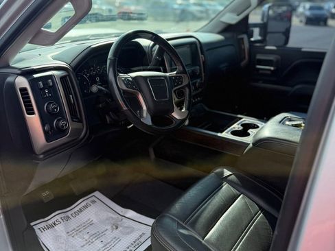 Used 2019 GMC Sierra 2500 Denali image 63