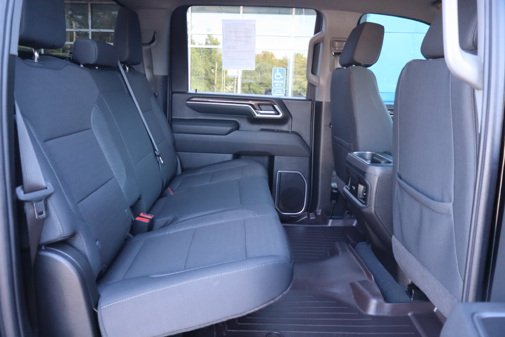 Used 2026 Chevrolet Silverado 3500 LT AWD/4WD image 16